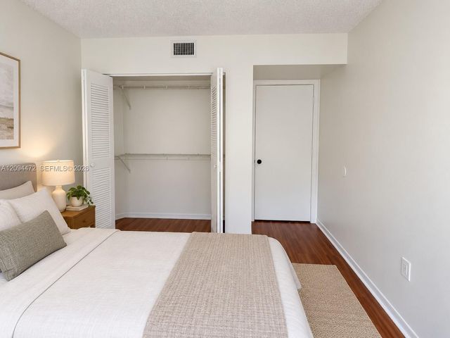 12124 Saint Andrews Place 305, Miramar, FL 33025