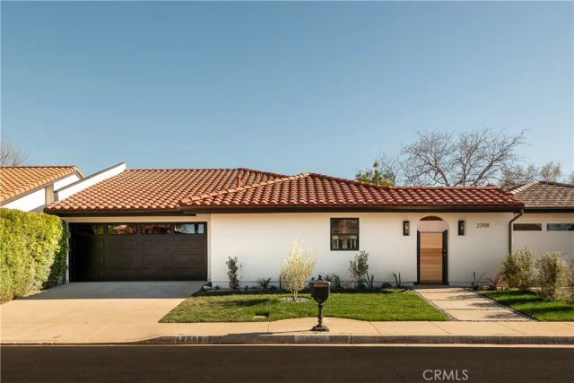 2398 Leeward Circle, Westlake Village, CA 91361