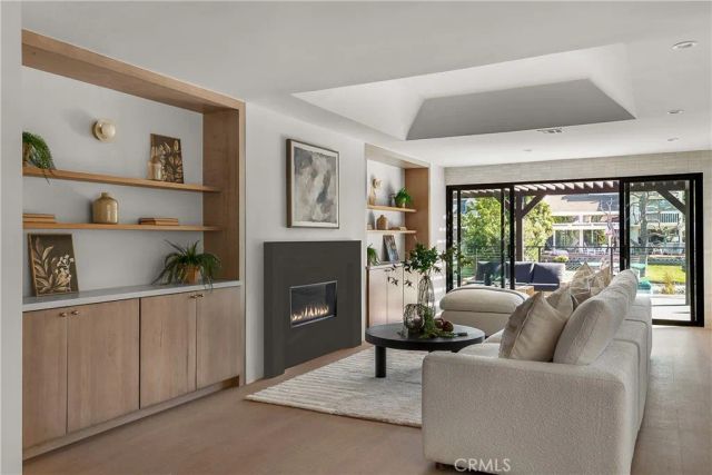 2398 Leeward Circle, Westlake Village, CA 91361