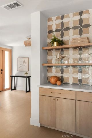 2398 Leeward Circle, Westlake Village, CA 91361