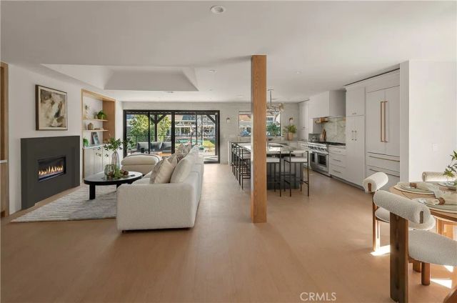 2398 Leeward Circle, Westlake Village, CA 91361