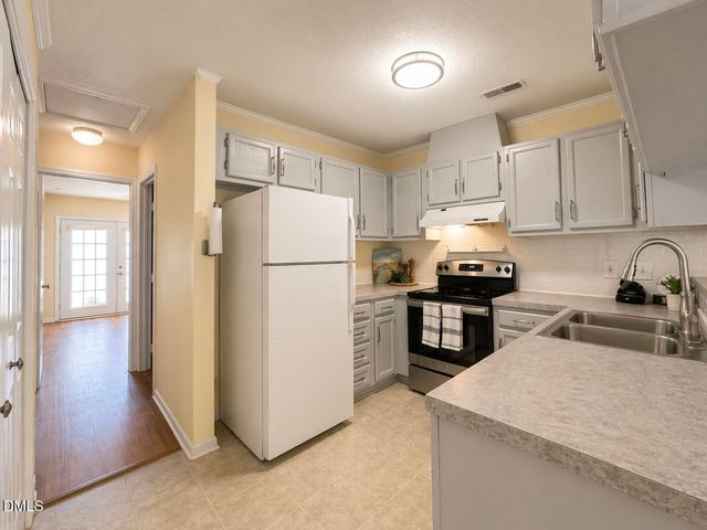 5010 Avenida Del Sol Drive, Raleigh, NC 27616