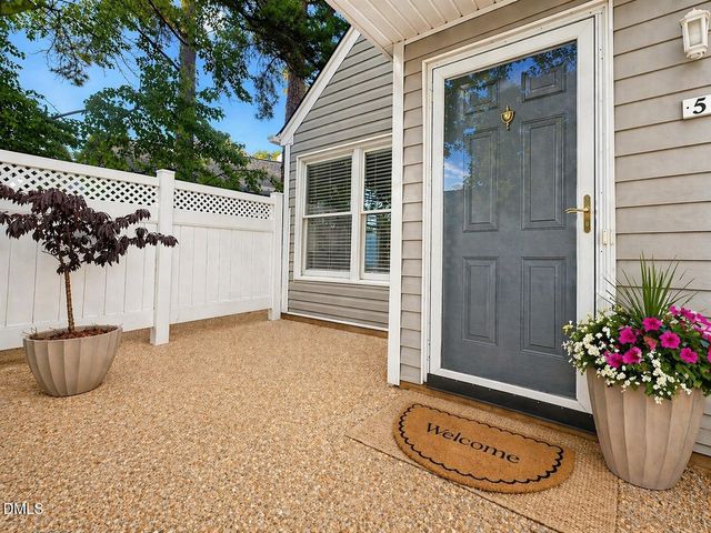 5010 Avenida Del Sol Drive, Raleigh, NC 27616