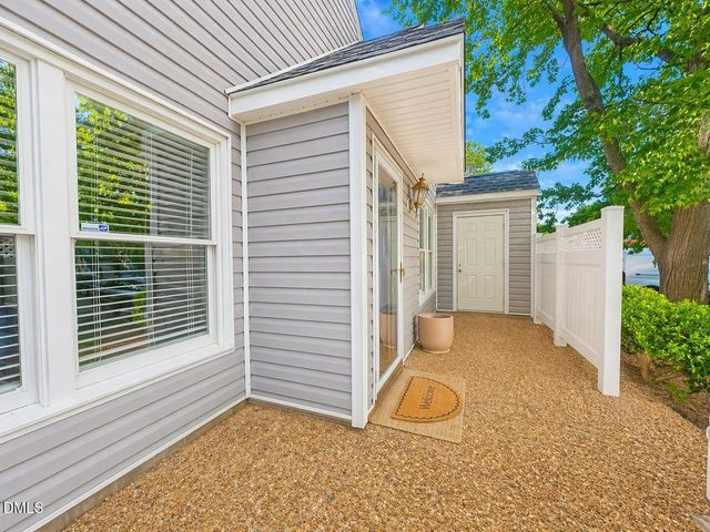 5010 Avenida Del Sol Drive, Raleigh, NC 27616