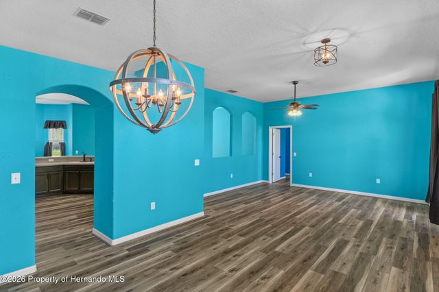 17478 Maberly Road, Weeki Wachee, FL 34614