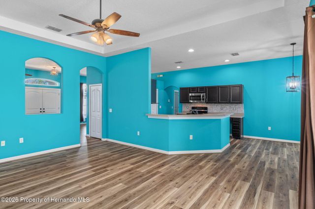 17478 Maberly Road, Weeki Wachee, FL 34614