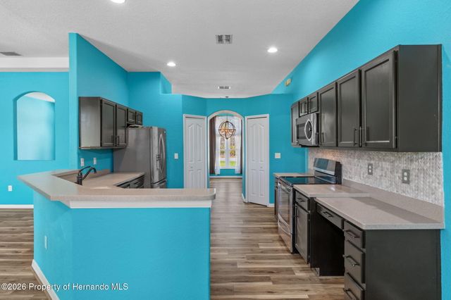 17478 Maberly Road, Weeki Wachee, FL 34614