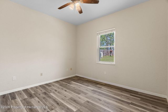 17478 Maberly Road, Weeki Wachee, FL 34614