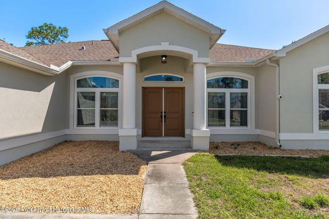 17478 Maberly Road, Weeki Wachee, FL 34614