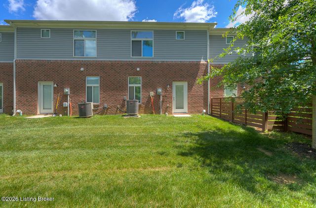 10926 Cole Thompson Ln, Louisville, KY 40299
