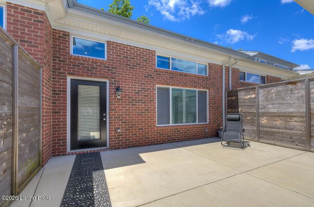 10926 Cole Thompson Ln, Louisville, KY 40299
