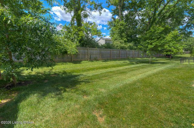 10926 Cole Thompson Ln, Louisville, KY 40299