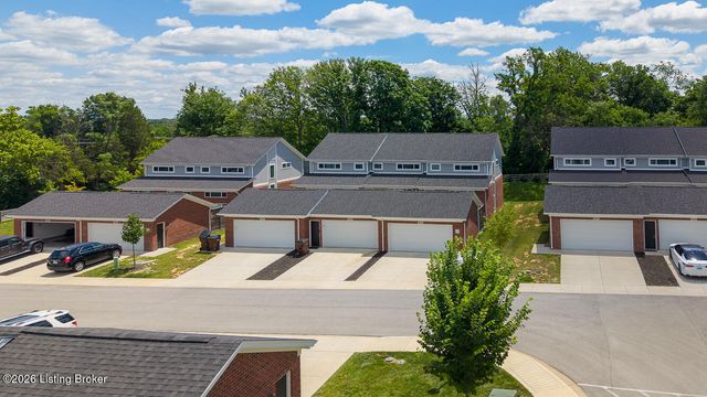 10926 Cole Thompson Ln, Louisville, KY 40299