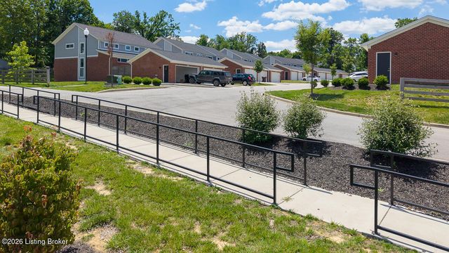 10926 Cole Thompson Ln, Louisville, KY 40299