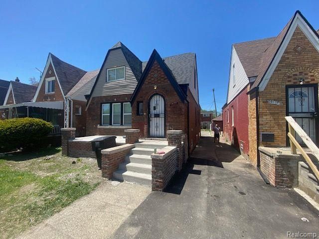 15113 Prest Street, Detroit, MI 48227