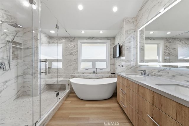 19510 Merridy, Northridge, CA 91324