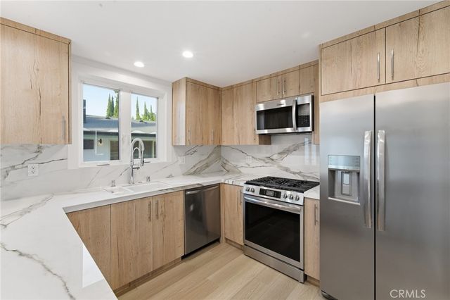 19510 Merridy, Northridge, CA 91324