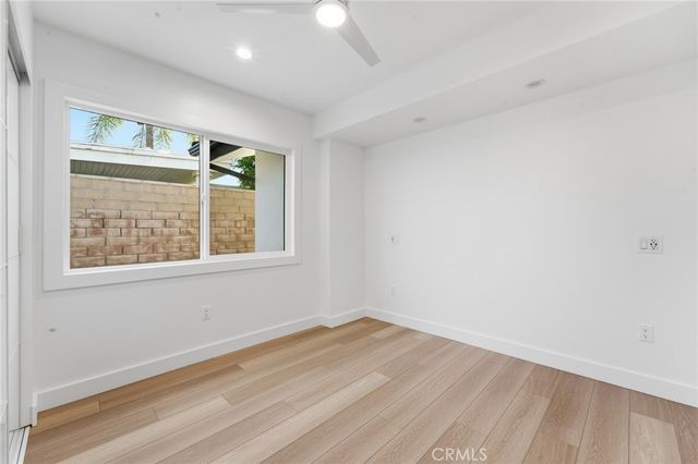 19510 Merridy, Northridge, CA 91324