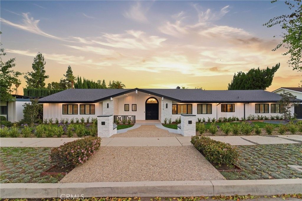 19510 Merridy, Northridge, CA 91324