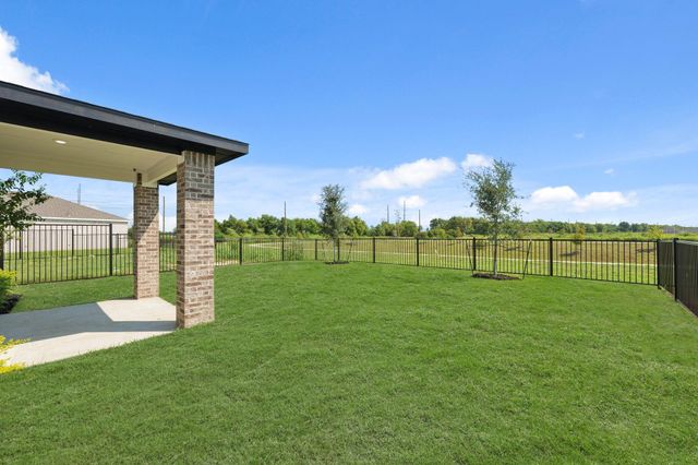 360 Long Branch Drive, Dayton, TX 77535