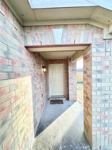 2435 Silverado Trail, Grand Prairie, TX 75052