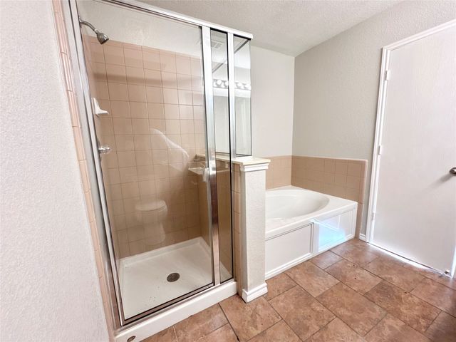 2435 Silverado Trail, Grand Prairie, TX 75052