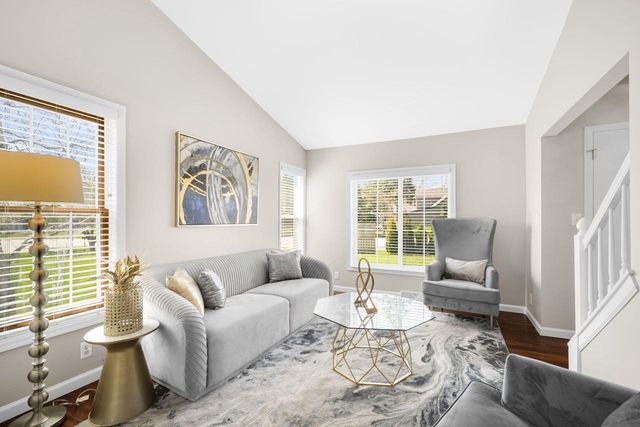 8700 S 13th STREET, Oak Creek, WI 53154
