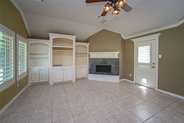 69 La Costa Drive, Montgomery, TX 77356
