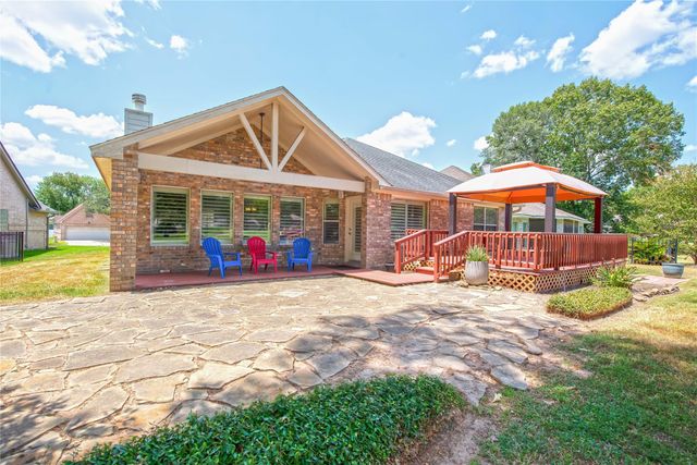 69 La Costa Drive, Montgomery, TX 77356