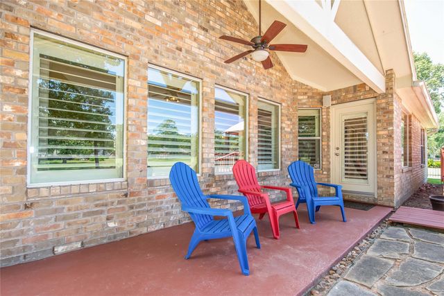 69 La Costa Drive, Montgomery, TX 77356