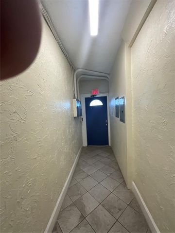 2610 CENTRAL AVENUE 1, St Petersburg, FL 33712