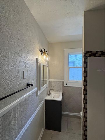 2610 CENTRAL AVENUE 1, St Petersburg, FL 33712