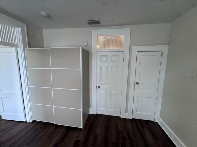 2610 CENTRAL AVENUE 1, St Petersburg, FL 33712