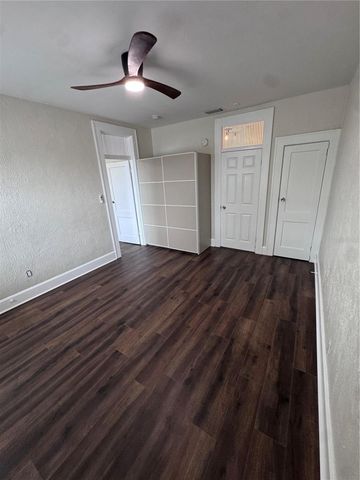 2610 CENTRAL AVENUE 1, St Petersburg, FL 33712
