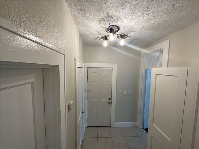 2610 CENTRAL AVENUE 1, St Petersburg, FL 33712