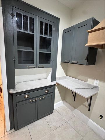2610 CENTRAL AVENUE 1, St Petersburg, FL 33712