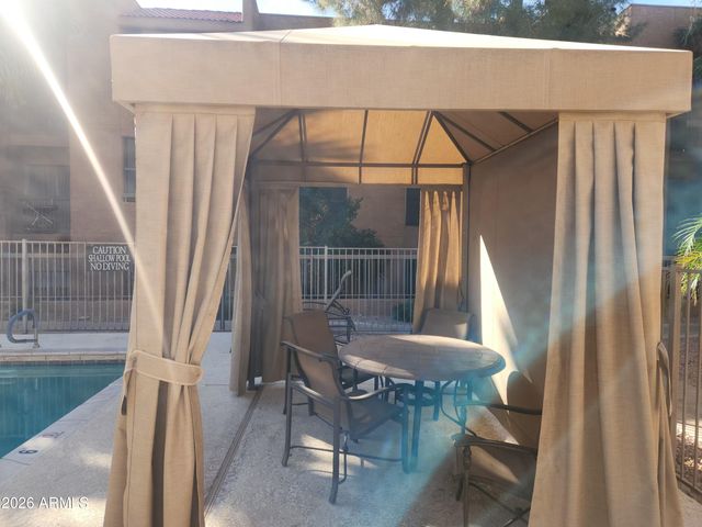 2625 E INDIAN SCHOOL Road E 213, Phoenix, AZ 85016