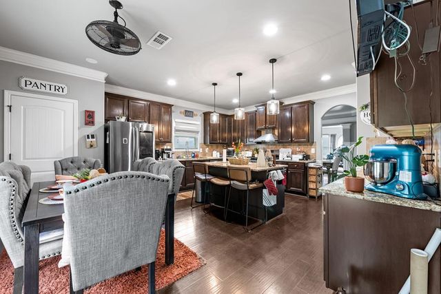 50 Riverside Landing, Fort Mitchell, AL 36856