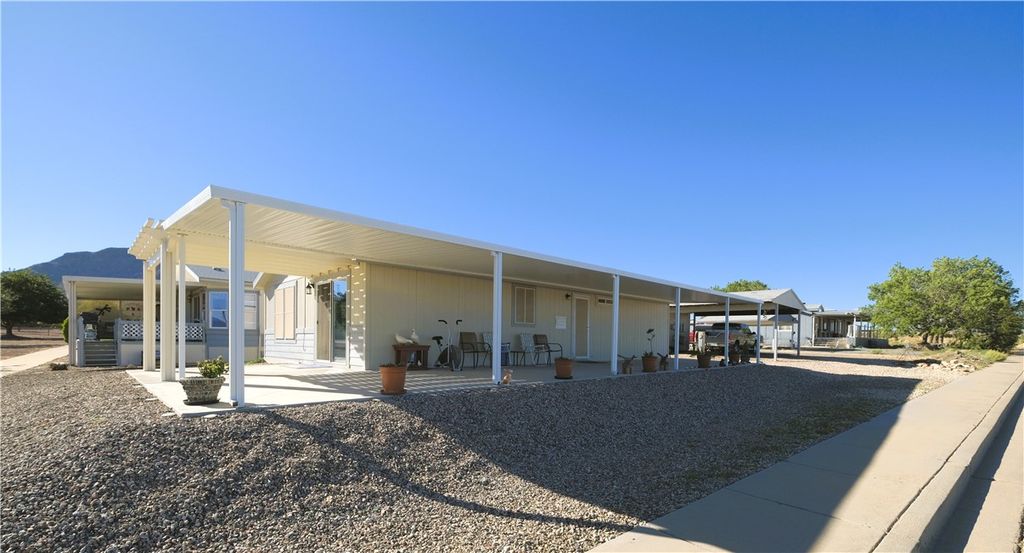 1296 E Citrus Drive, Kingman, AZ 86409