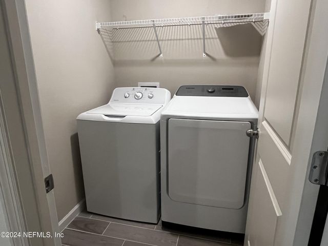 1228 BEACH DUNE Drive, Jacksonville, FL 32233