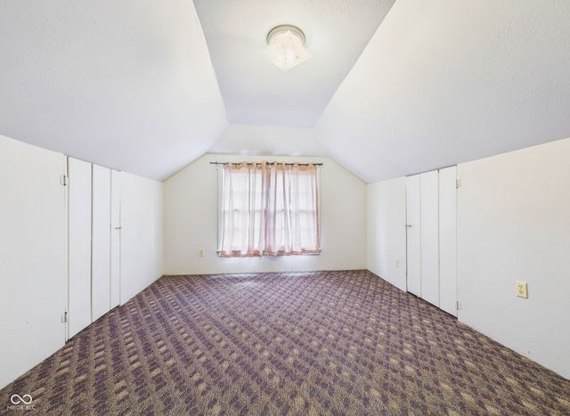 809 College Drive, Anderson, IN 46012