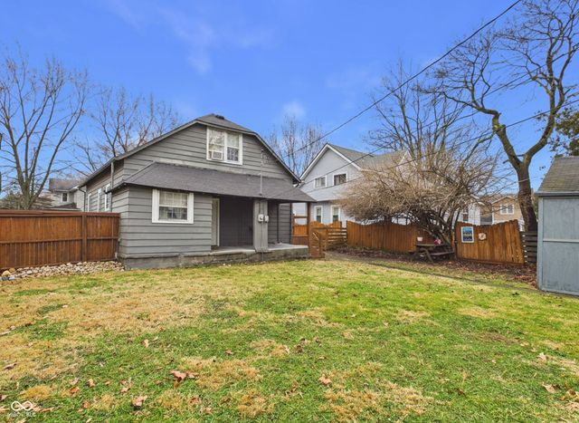 809 College Drive, Anderson, IN 46012