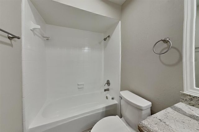 7031 Echo Pines Drive, Humble, TX 77346