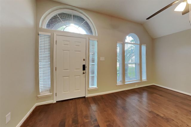 7031 Echo Pines Drive, Humble, TX 77346
