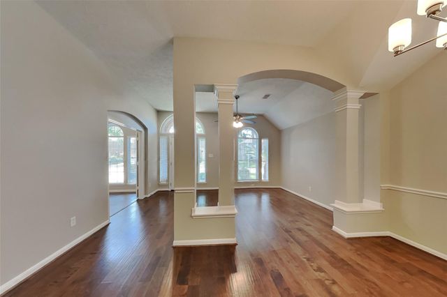 7031 Echo Pines Drive, Humble, TX 77346