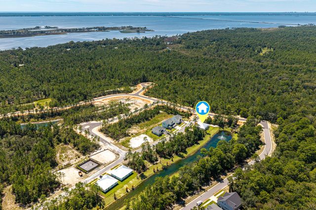 160 Clarke Hill Road, Freeport, FL 32439