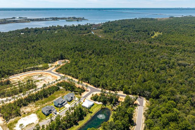 160 Clarke Hill Road, Freeport, FL 32439