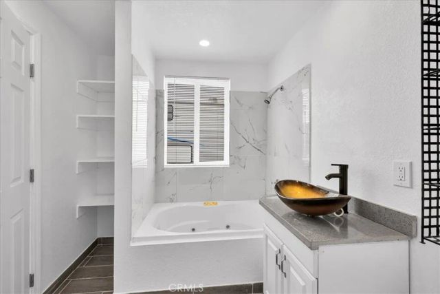 57726 Starlight Mesa Road, Yucca Valley, CA 92284