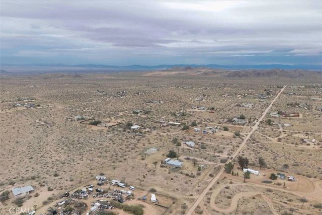 57726 Starlight Mesa Road, Yucca Valley, CA 92284