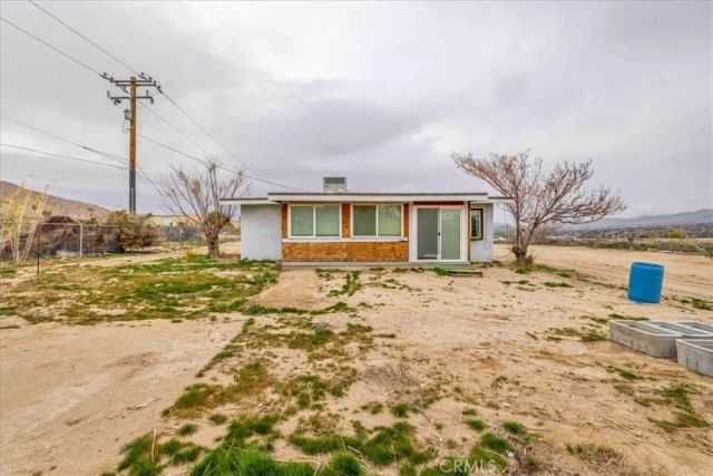 57726 Starlight Mesa Road, Yucca Valley, CA 92284